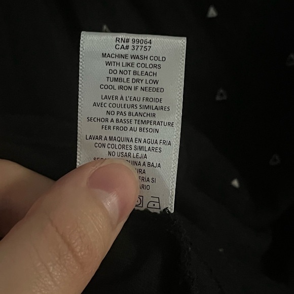 🤎3/$10 RVCA Triangle Tank Medium - Picture 11 of 12